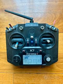 Radiocomando Taranis QX7 ACCST per droni FPV
