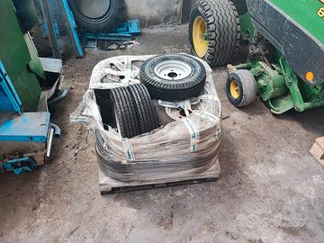 Set 20 gomme nuove con cerchio 4.00-8