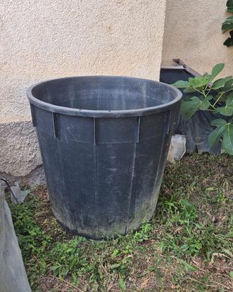 Recipiienti in plastica .