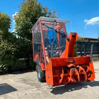 T41 Tagliaerba trattorino Husqvarna con fresa da n