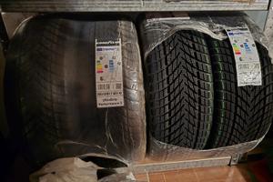 4 Pneumatici Invernali Goodyear Ultragrip Perform.