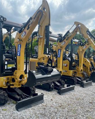 ACQUISTIAMO AUTOCARRI E MACCHINE MOVIMENTO TERRA