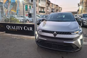 RENAULT CAPTUR EURO 24.700 NUOVA DA IMMATRICOLARE
