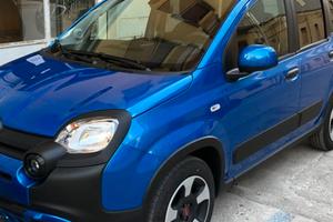 PANDA MY23 1.0 70cv Hybrid CROSS