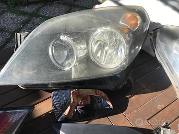 Fari auto Opel Astra H GTC