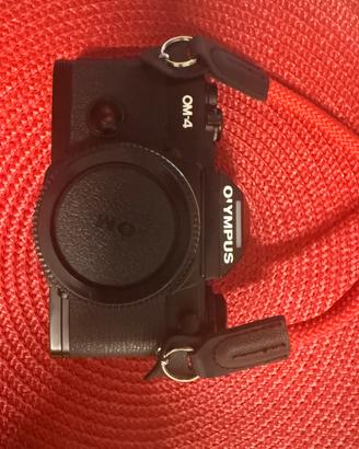 Olympus om4