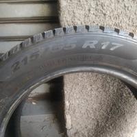  4 Gomme M+S Pirelli  215/55/17