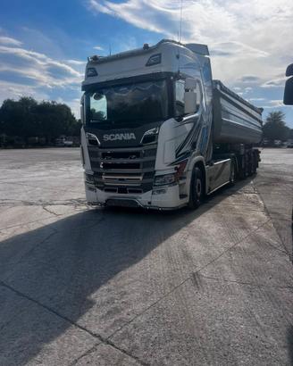 SCANIA R500