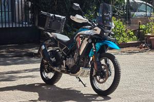 CFMOTO 450MT