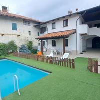 CASA SEMINDIPENDENTE A MAGNANO