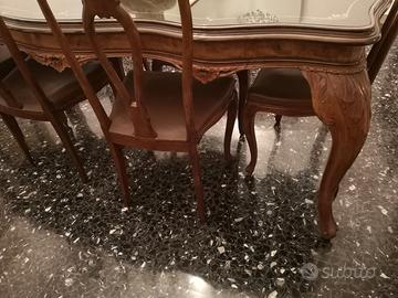 Tavolo + 6 sedie d'epoca antico