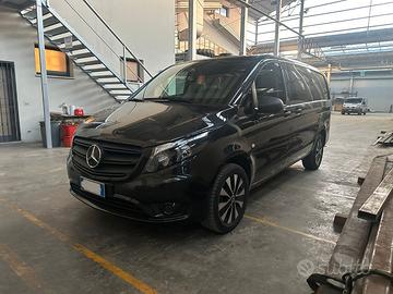 Mercedes vito mixto 119 4x4 190 cv
