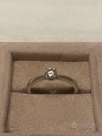 ANELLO ORO BIANCO 0.3 CARATI KURZ LUGANO SVIZZERA