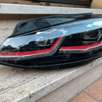 Faro anteriore sx per golf gti 7.5