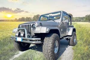 Wrangler Tj completamente rifatto