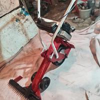 FALCIATRICE A MOTORE 