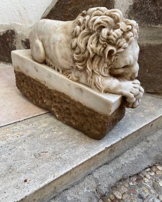 Leone chatsworth marmo complemento d’arredo