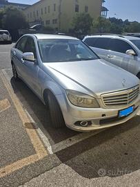 AUTOMOBILE MERCEDES CLACCE C 220 CDI