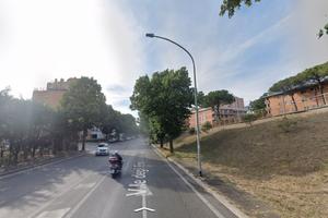 Spinaceto quadrilocale con balcone e doppi servizi