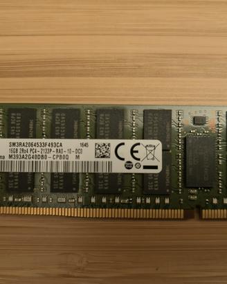 Banchi di memoria RAM (DD4) per server