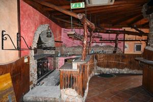 Arbus - Locale in centro