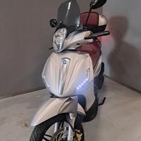 Piaggio Beverly 350 s