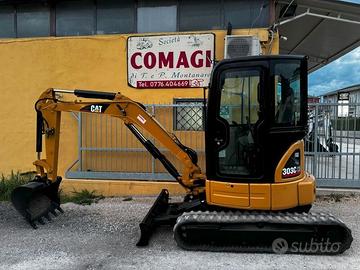 MINIESCAVATORE CATERPILLAR 303CCR GIROSAGOMA
