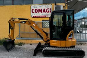 MINIESCAVATORE CATERPILLAR 303CCR GIROSAGOMA