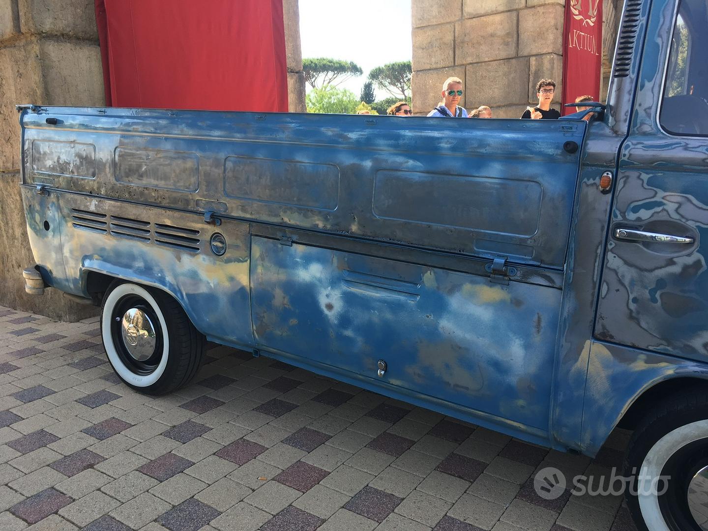 Volkswagen Type 2 1974 photo 2