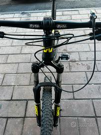 Bicicletta MTB Whistle