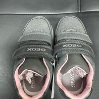 Nuovo scarpe