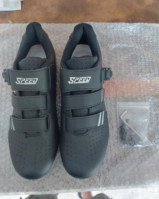 Scarpe taglia 44