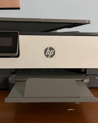 Stampante a getto d’ inchiostro HP Officejet 8012