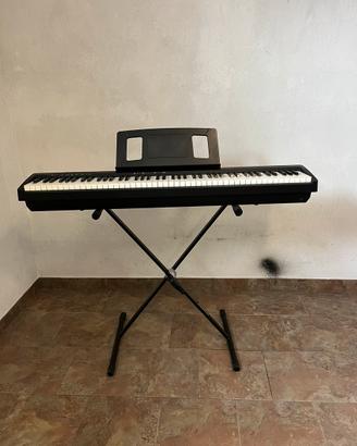 Piano roland Fp10