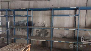 SCAFFALI DA GARAGE USATI