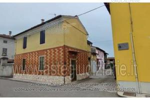 Stabile/Palazzo Monticelli d'Ongina [A4342610]