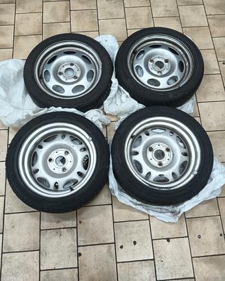 Cerchi e gomme ruote smart