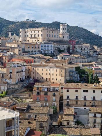 3 LOCALI A CORIGLIANO-ROSSANO