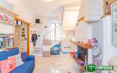 TRE LOCALI, SU 2 LIVELLI. ZERO SPESE CONDOMINIALI!