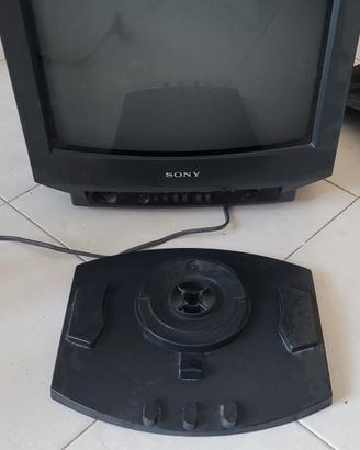tv sony trinitron con supporto a parete e pidistal