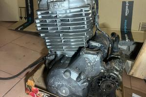 Motore Honda Dominator anno 98