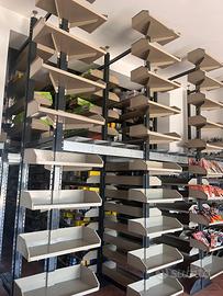 Scaffali industruali per carichi pesanti e leggeri