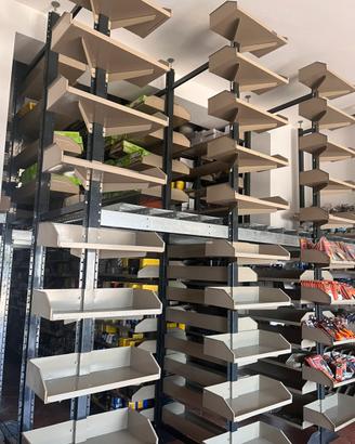 Scaffali industruali per carichi pesanti e leggeri