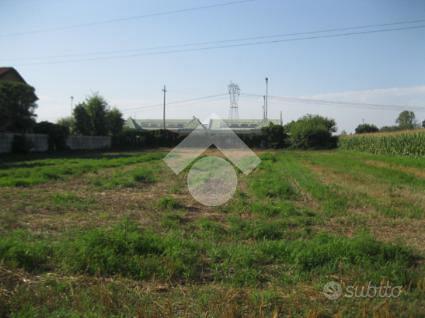 TER. RESIDENZIALE A CORBETTA - Vista 3