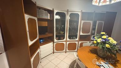 Arredamento soggiorno in buone condizioni