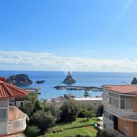 ACITREZZA- Bilocale panoramico con posto auto