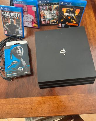 Ps4 Pro 1TB + giochi