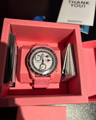 MoonSwatch Mission to the Pink Moonphase