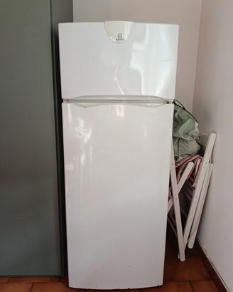 Frigorifero Indesit 