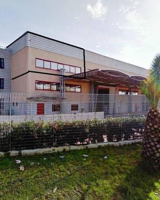 Immobile di 750 m² a Teverola